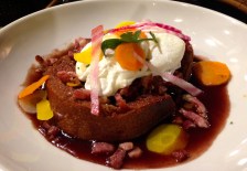 Oeufs en meurette (poached eggs on toast with lardons & red wine sauce)